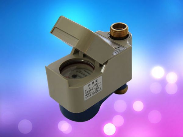 ?IC卡立式冷水水表